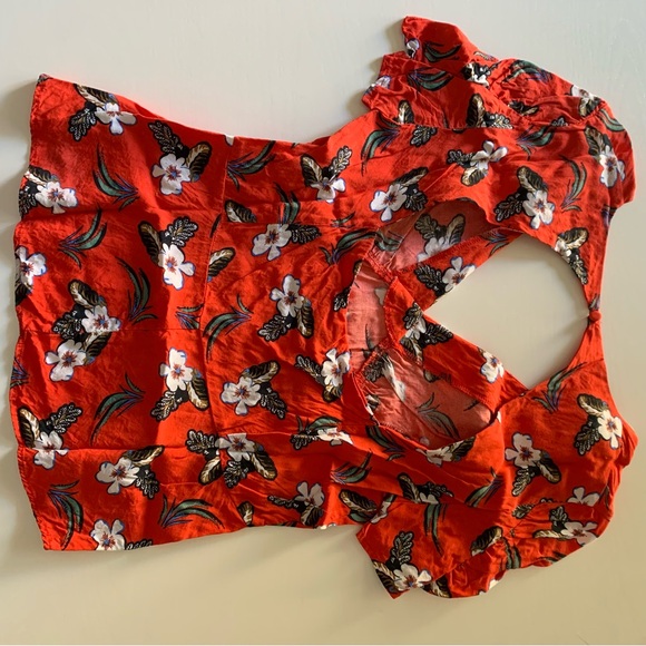 Topshop | Red Hawaiian pattern | Low cut and open back | Short sleeve blouse - Picture 6 of 9